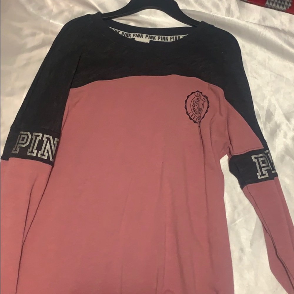 VS Pink Crewneck sweatshirt